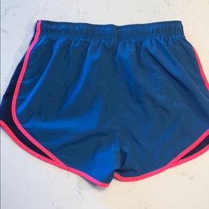Nike Shorts - Nike running shorts Nike Shorts - Nike running shorts